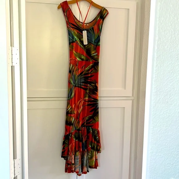 Soft Surrounding Fabiana Rouille Palms Hi
Low Jersey Ruffle Hem Dress - Picture 4 of 7